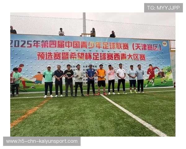 足球联赛加强俱乐部间青训教练互换与交流机制，足球教练员培训方案